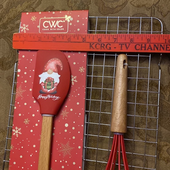 Happy Holidays CWC 3 piece baking set RED WHISK SPATULA cooking rack NEW NWT - Picture 6 of 7